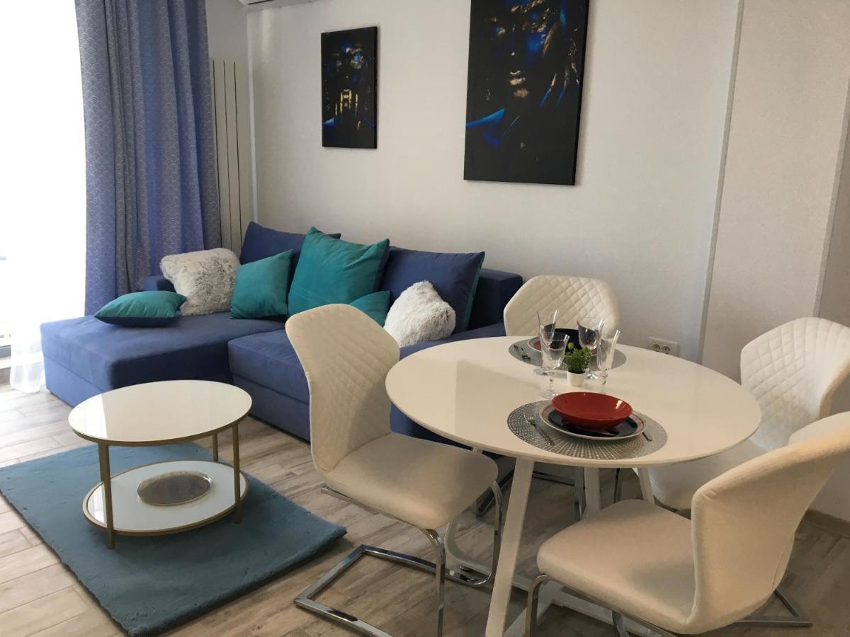 Lotus Blue Apartment Mamaia Bagian luar foto
