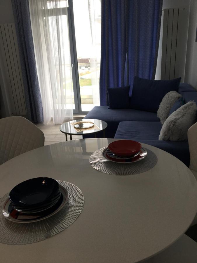 Lotus Blue Apartment Mamaia Bagian luar foto