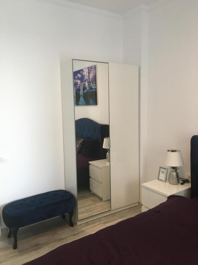 Lotus Blue Apartment Mamaia Bagian luar foto