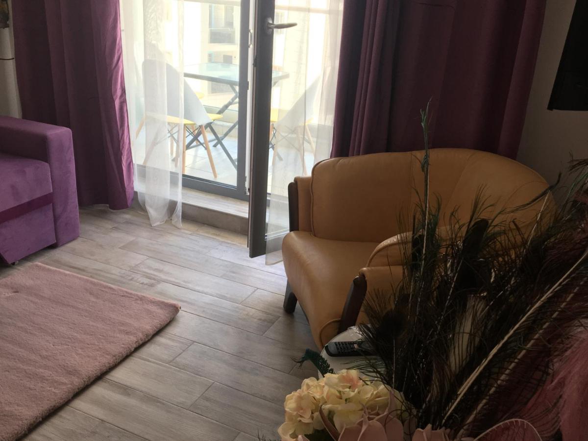 Lotus Blue Apartment Mamaia Bagian luar foto